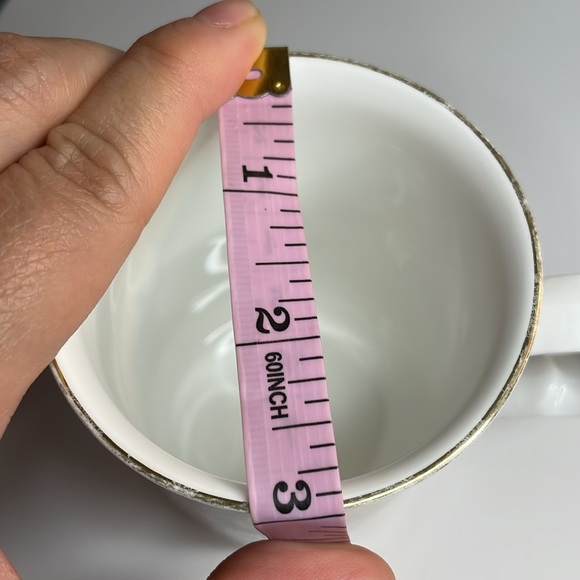 Sadler’s King Henry VIII (8th) and his Six (6) Wives Tea Cup - Picture 14 of 16